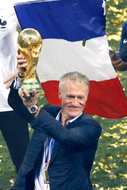 教练组决定 教练组决定