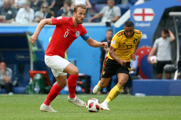 对主力球员 对主力球员