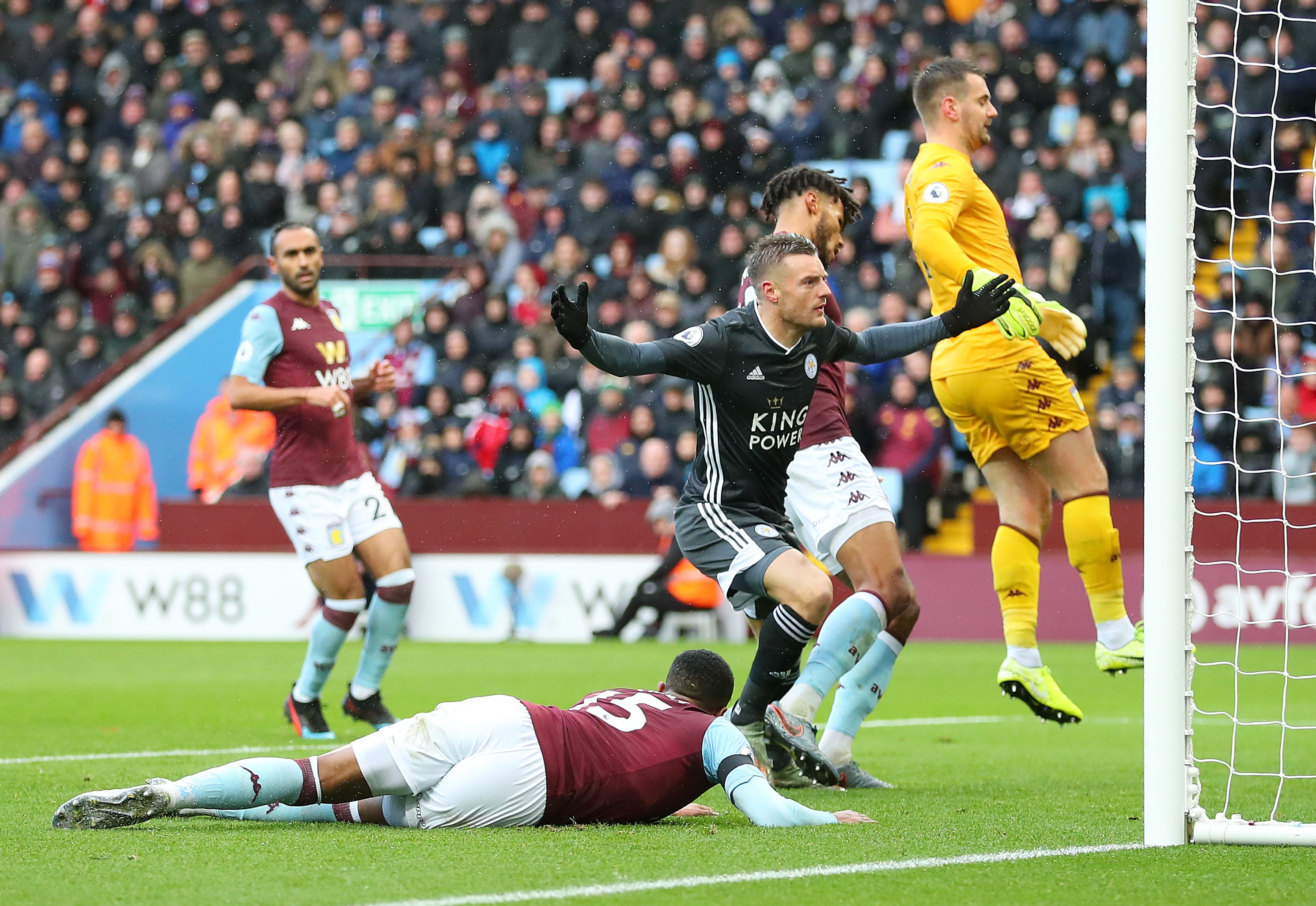 续比赛中保 续比赛中保